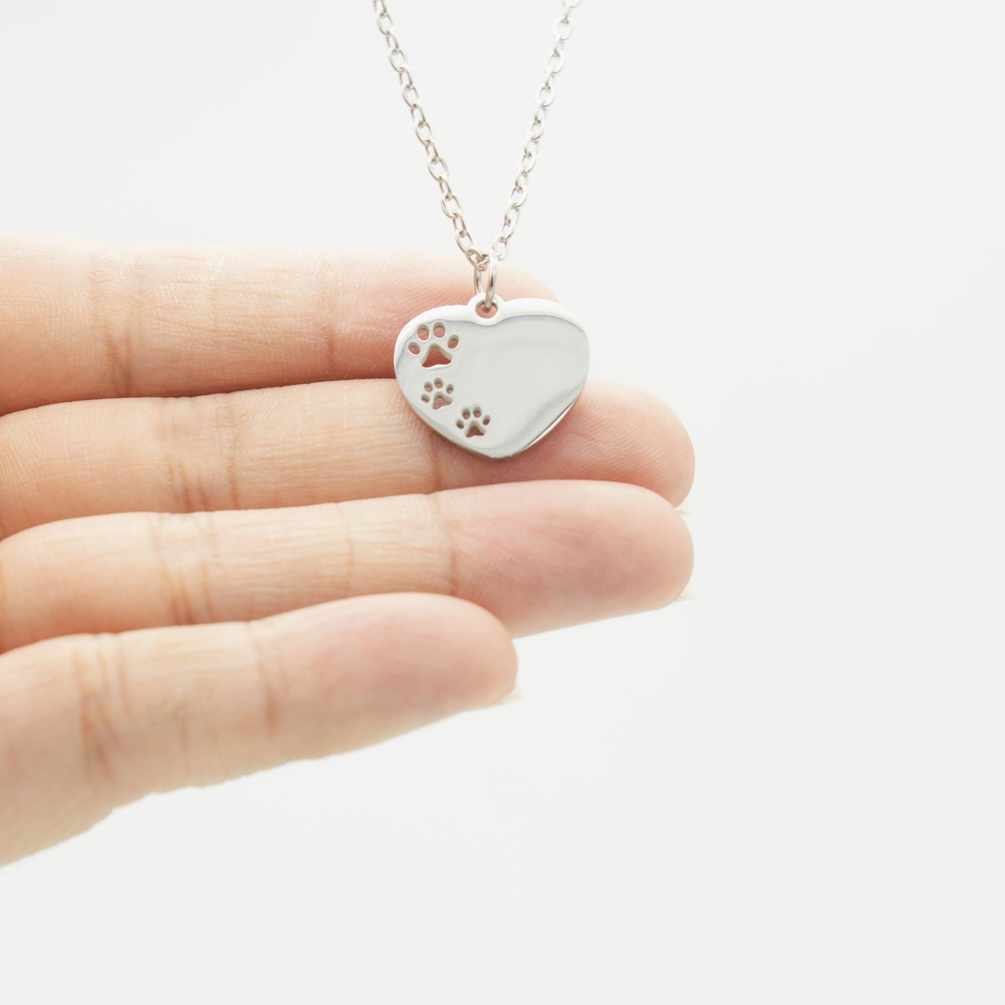 Collar de Corazón y Huellas Acero