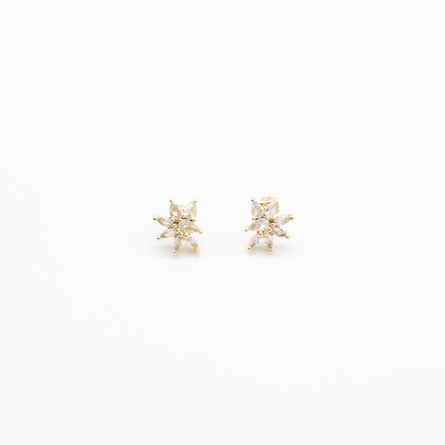 Broquel de Flor con Zirconia Chapa