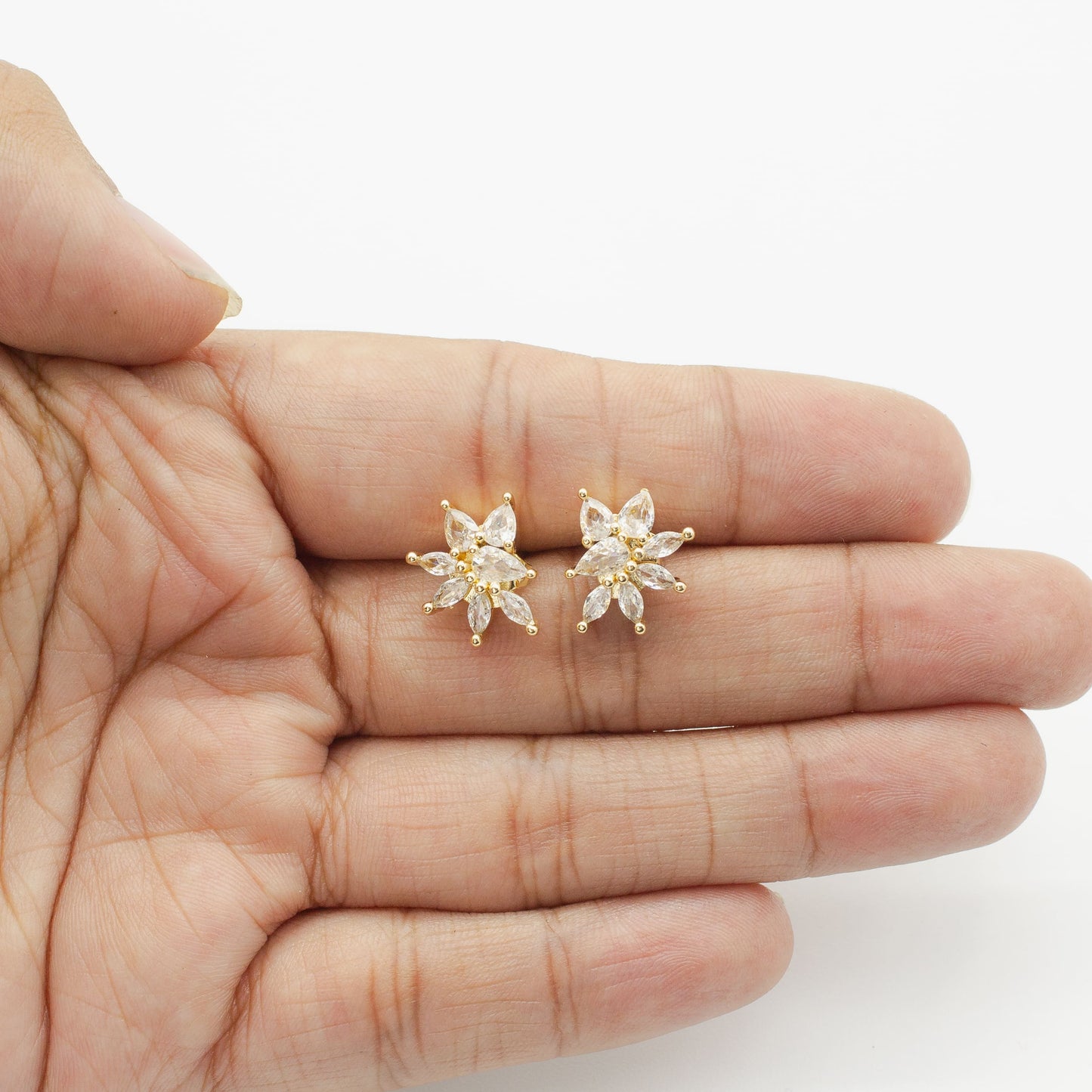 Broquel de Flor con Zirconia Chapa