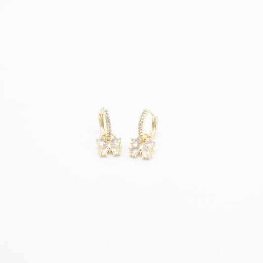 Huggies de Mariposa de Zirconia Chapa