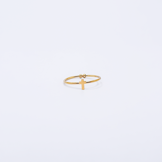 Anillo dorado de acero inoxidable con diseño de cruz