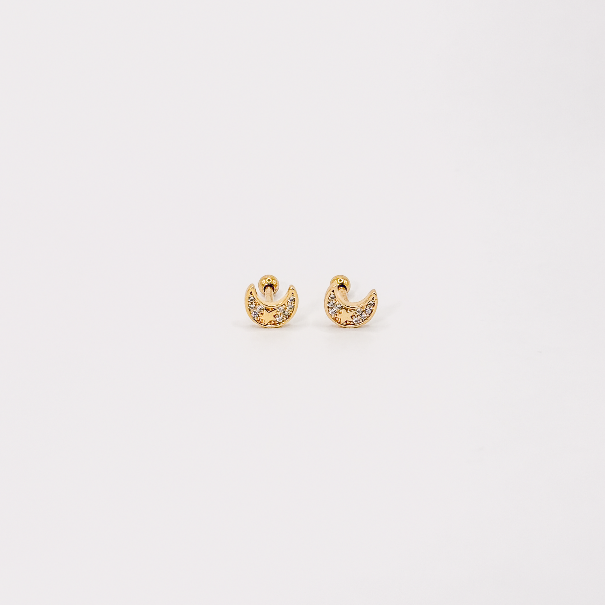 Broqueles mini dorados con diseño de luna creciente y zirconias